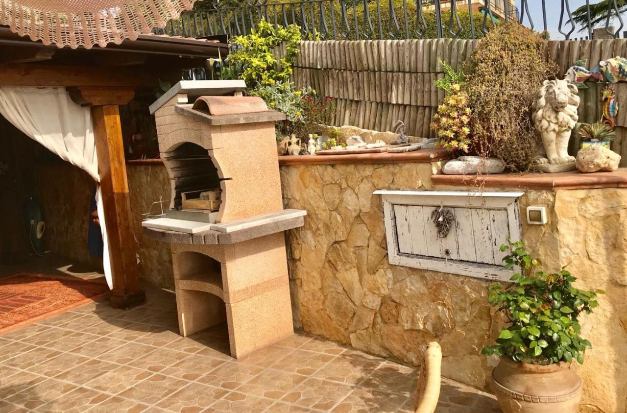 B&B La Vita E Bella Aci Trezza Buitenkant foto